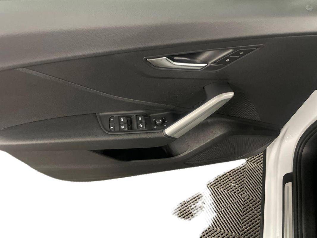 Image about Audi Q2 Business Line 30 TFSI 81 kW (110 ch) 6 vitesses