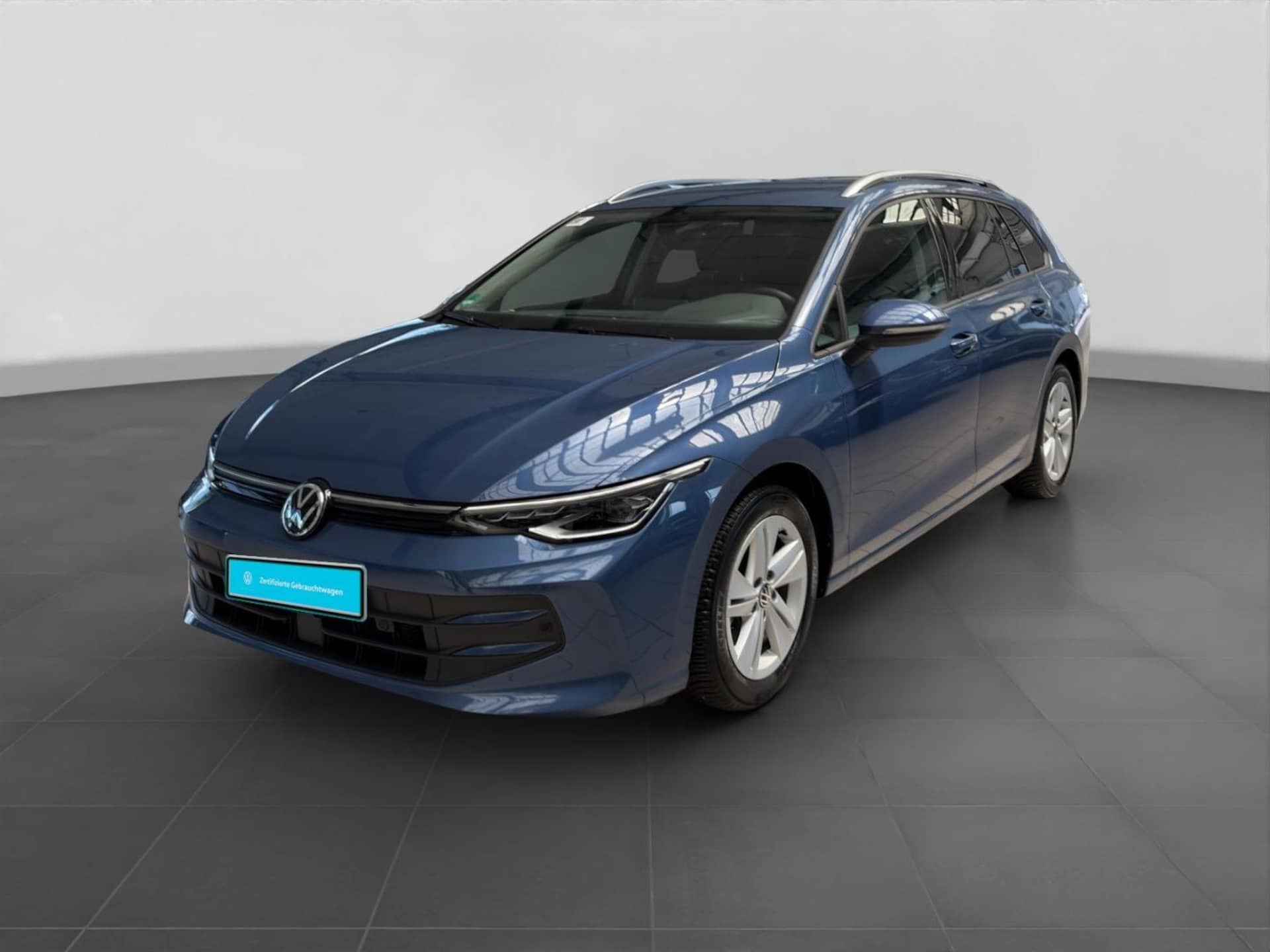 Volkswagen Golf Variant Life