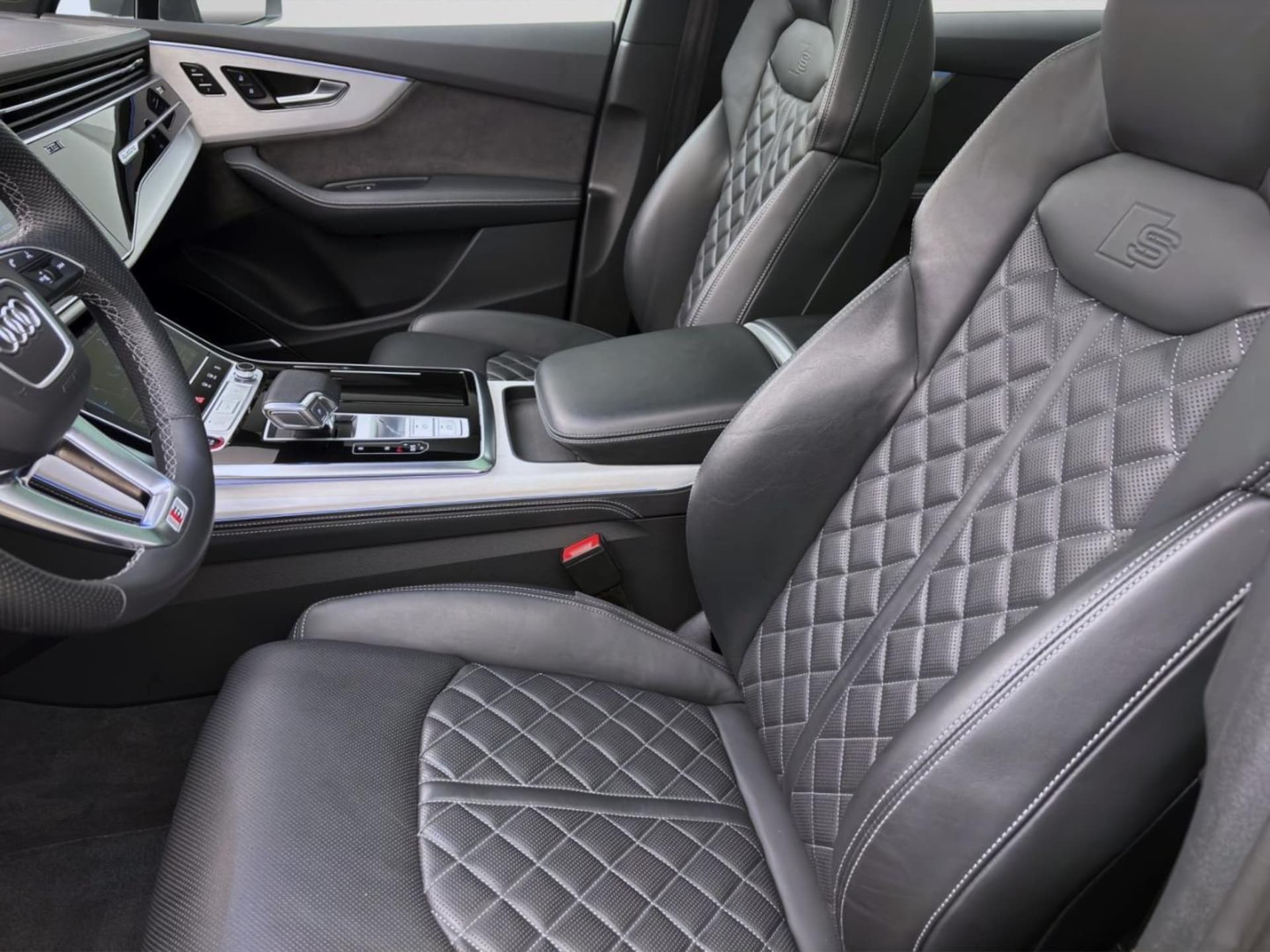Audi SQ7 SUV
