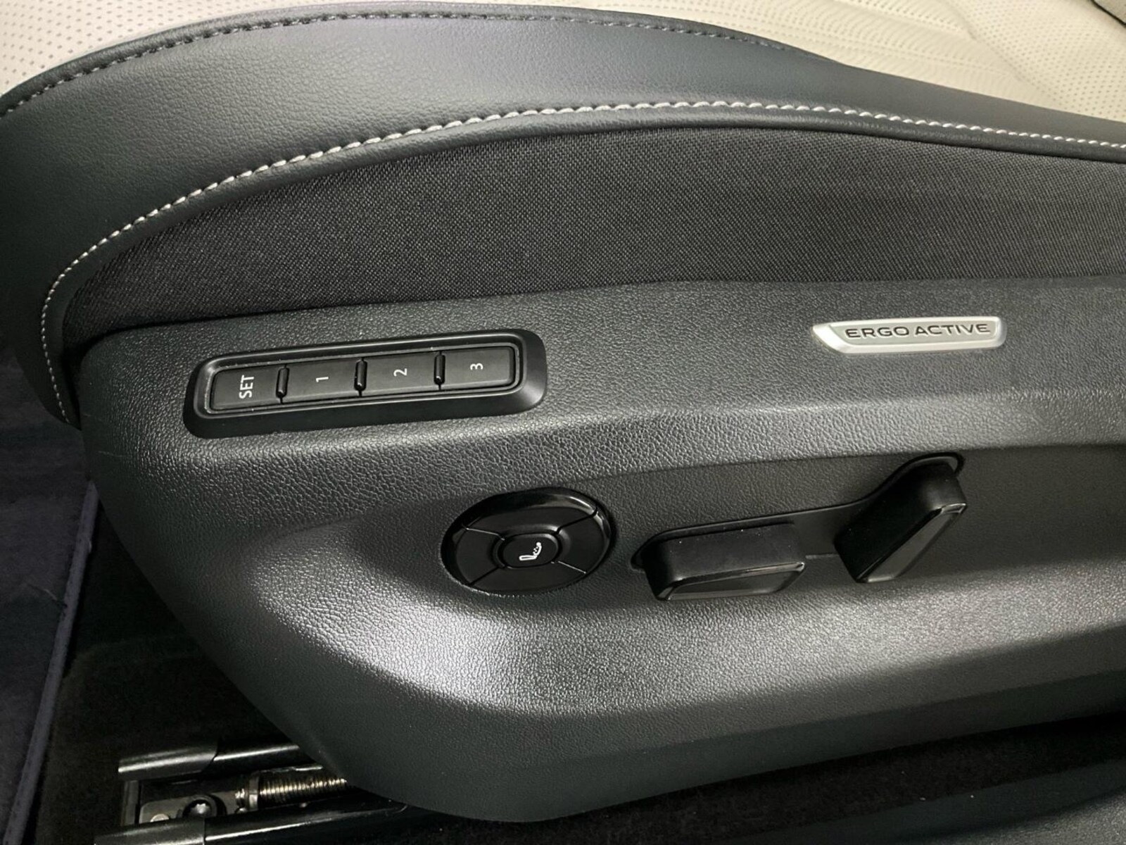 Volkswagen Tiguan – Bild 19