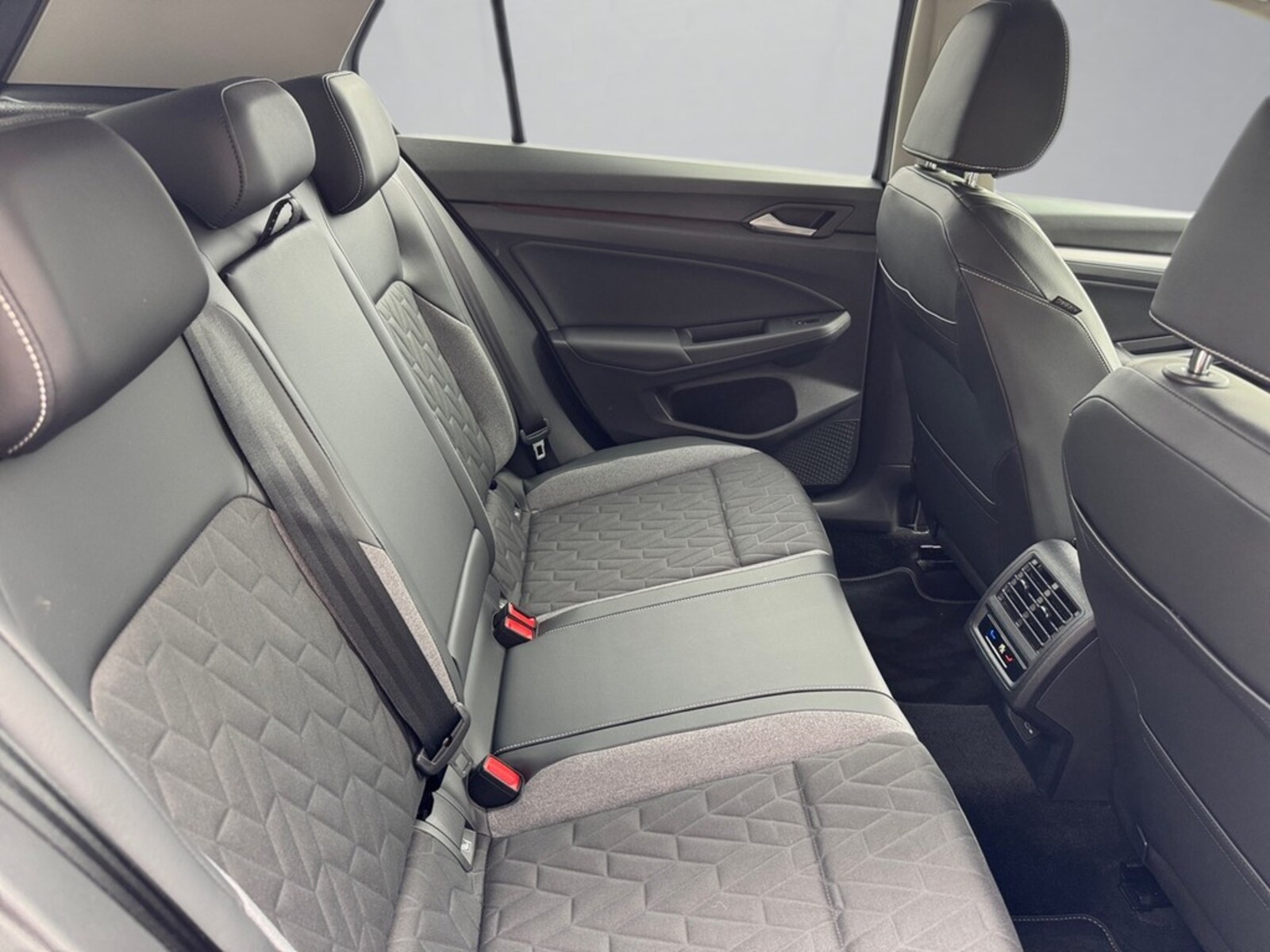 Volkswagen Golf – Bild 12