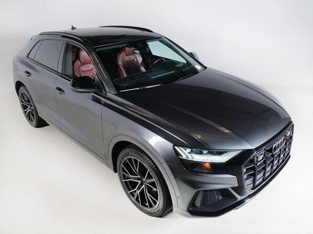 2022 Audi SQ8