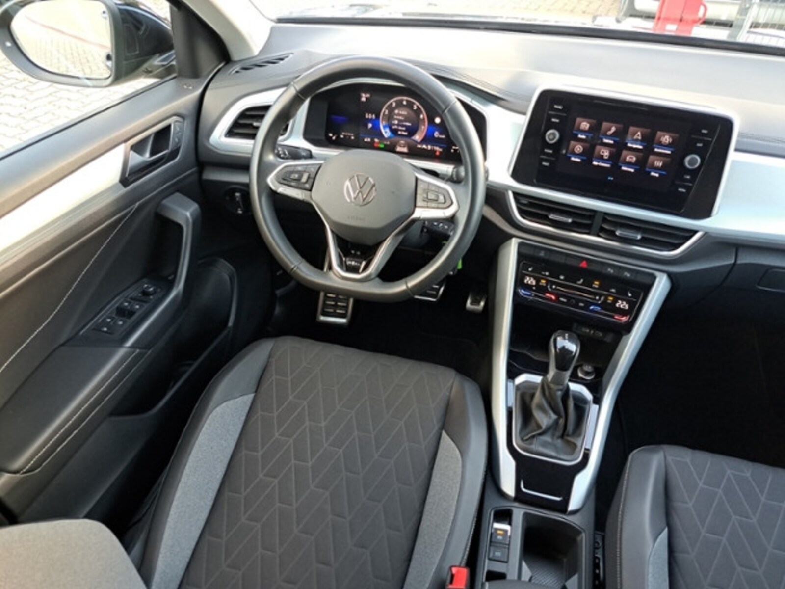 Volkswagen T-Roc – Bild 15