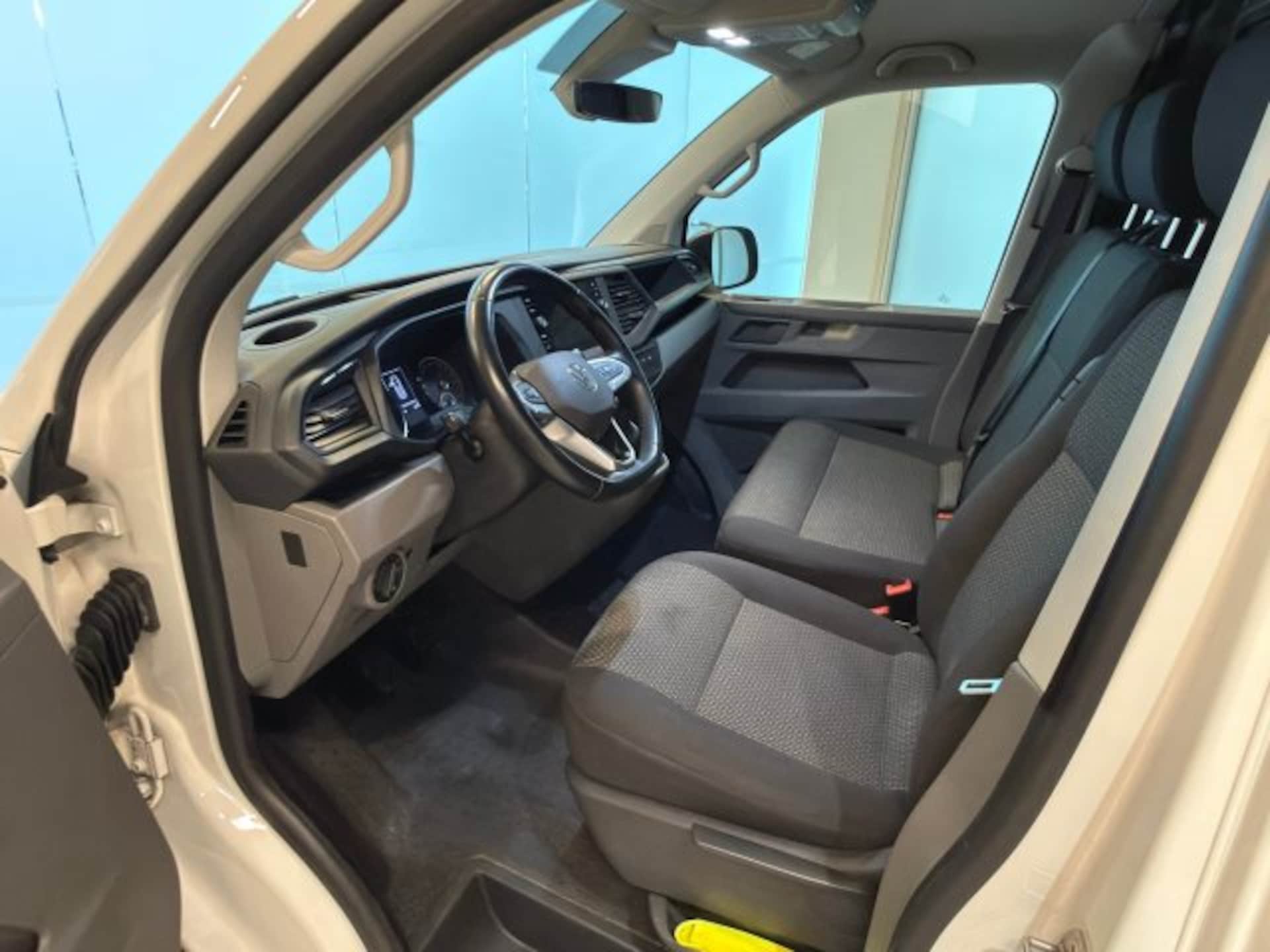Volkswagen T6.1 Transporter Kasten langer Radstand