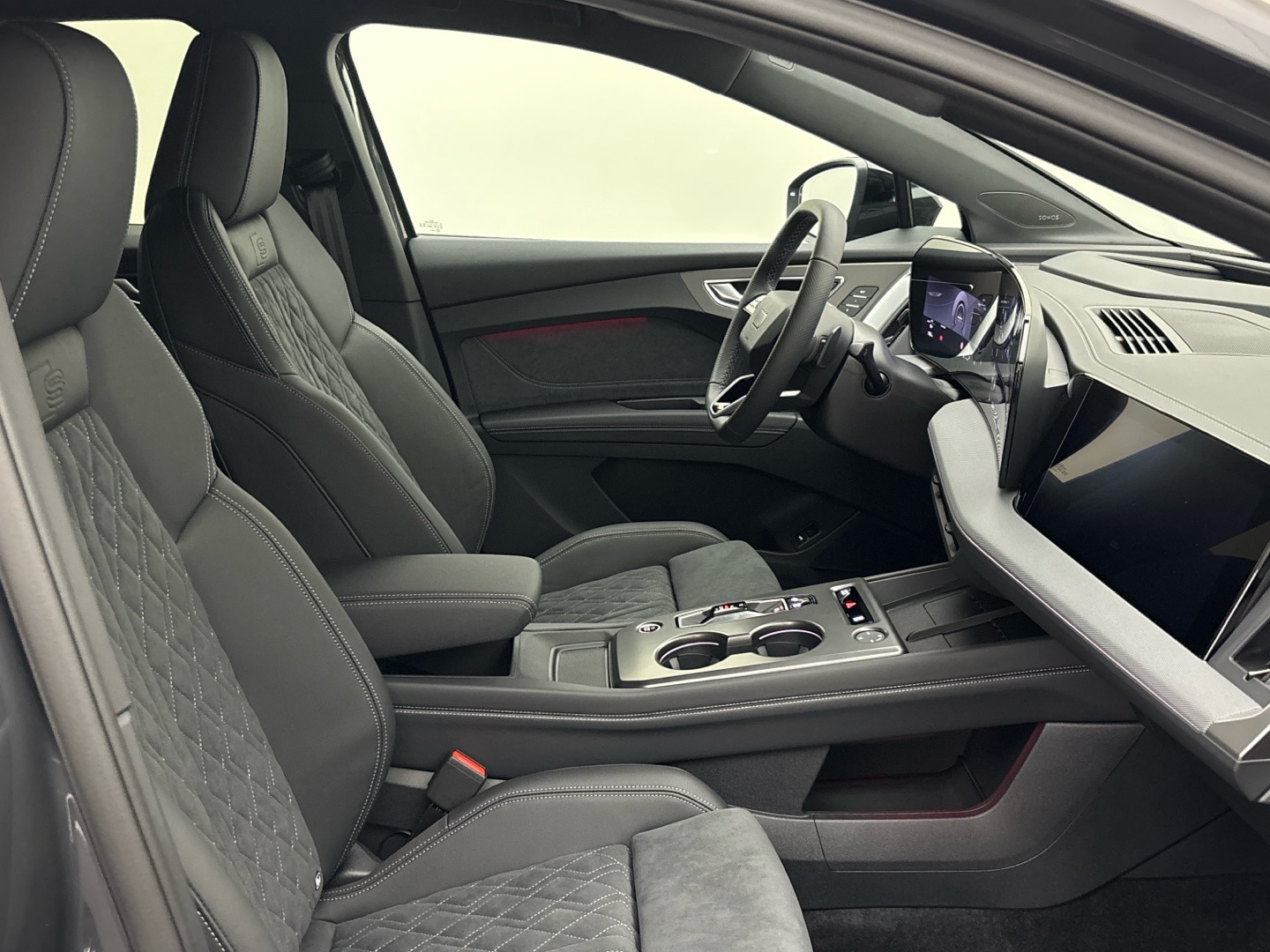 Bild über Audi Q4 Sportback e-tron e-tron quattro performance 250 kW - für weitere Informationen kontaktieren Sie den Audi Partner