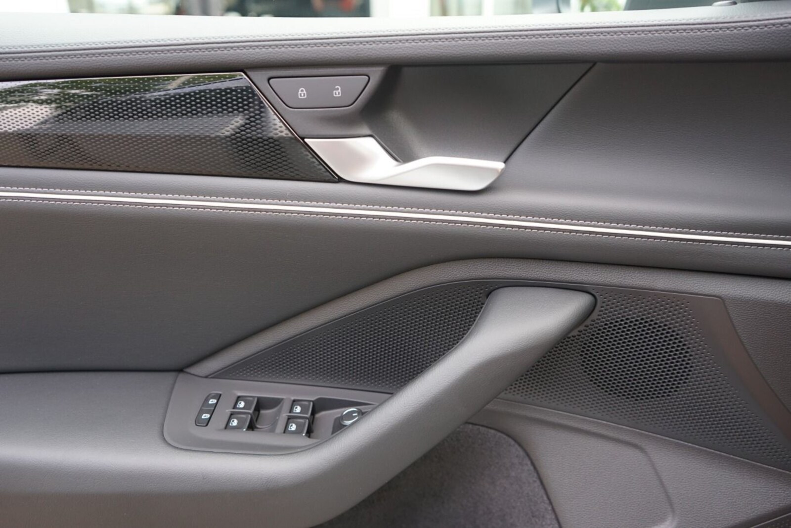 Volkswagen Passat – Bild 16