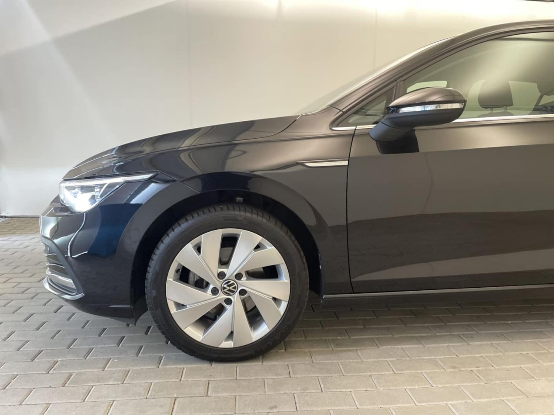 Volkswagen Golf Style