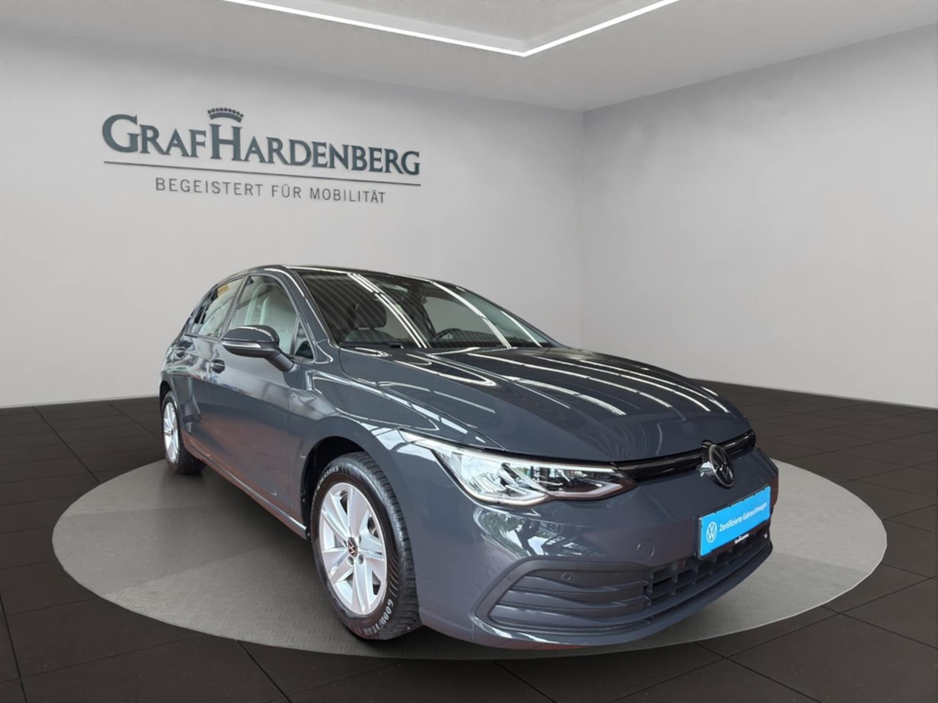 Volkswagen Golf Life