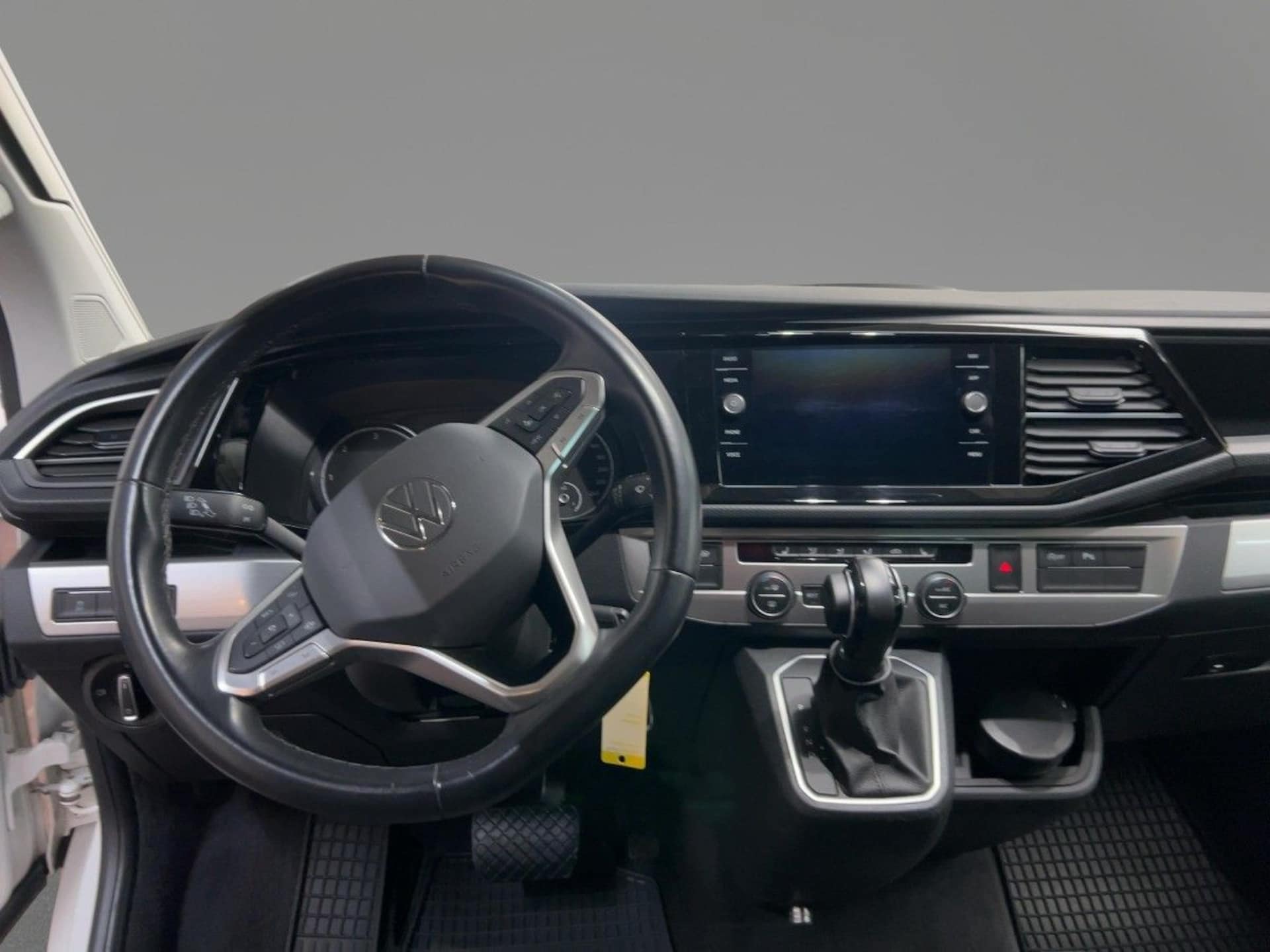 Volkswagen T6.1 California Beach
