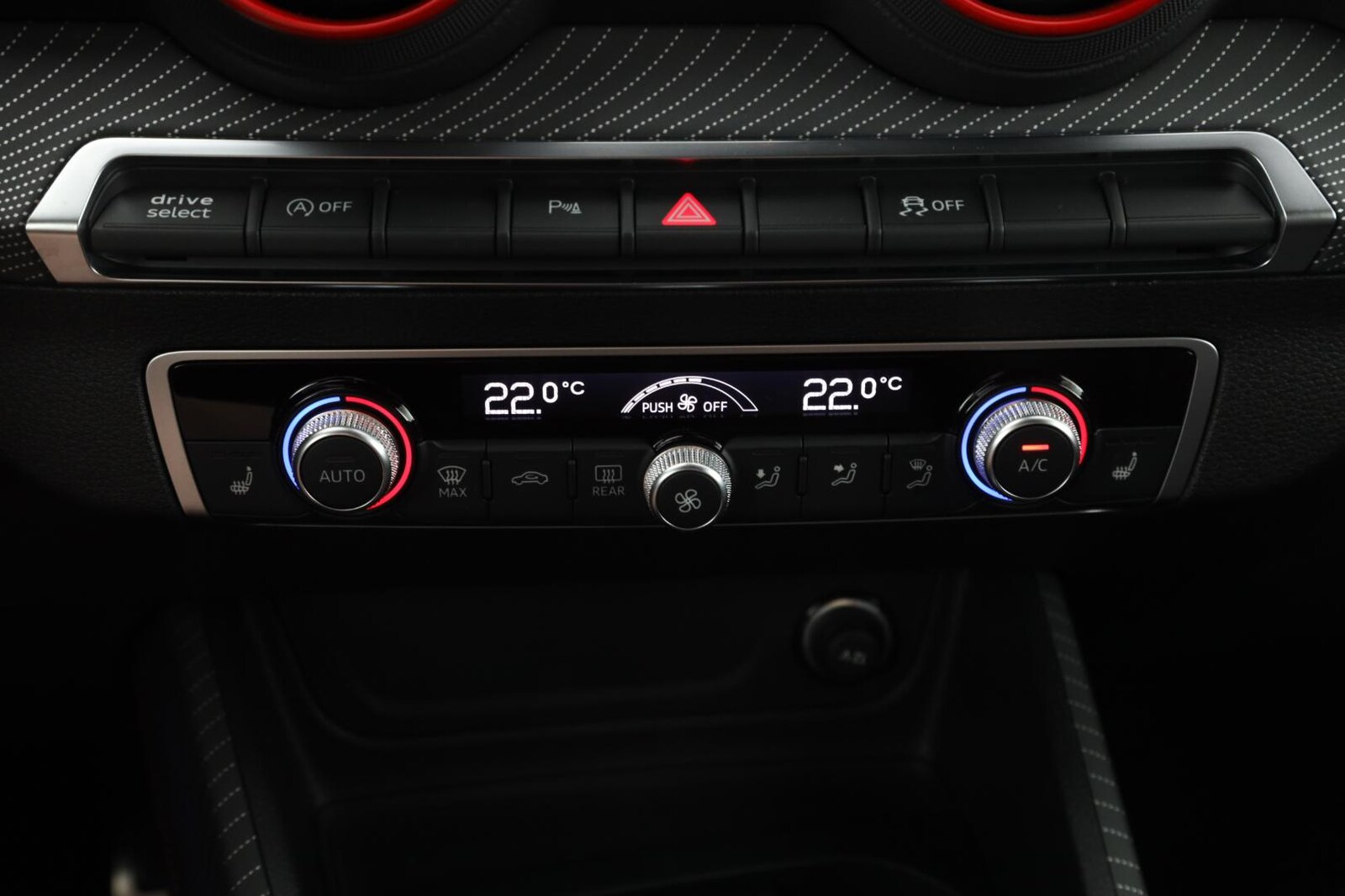 Audi SQ2 – Bild 18