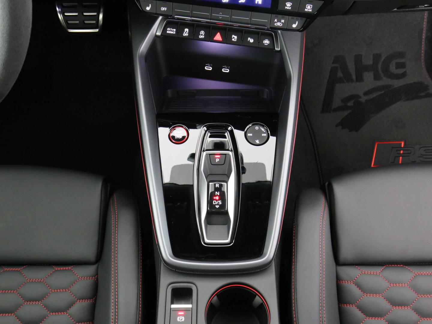 Image about Audi RS 3 Sportback TFSI quattro S tronic