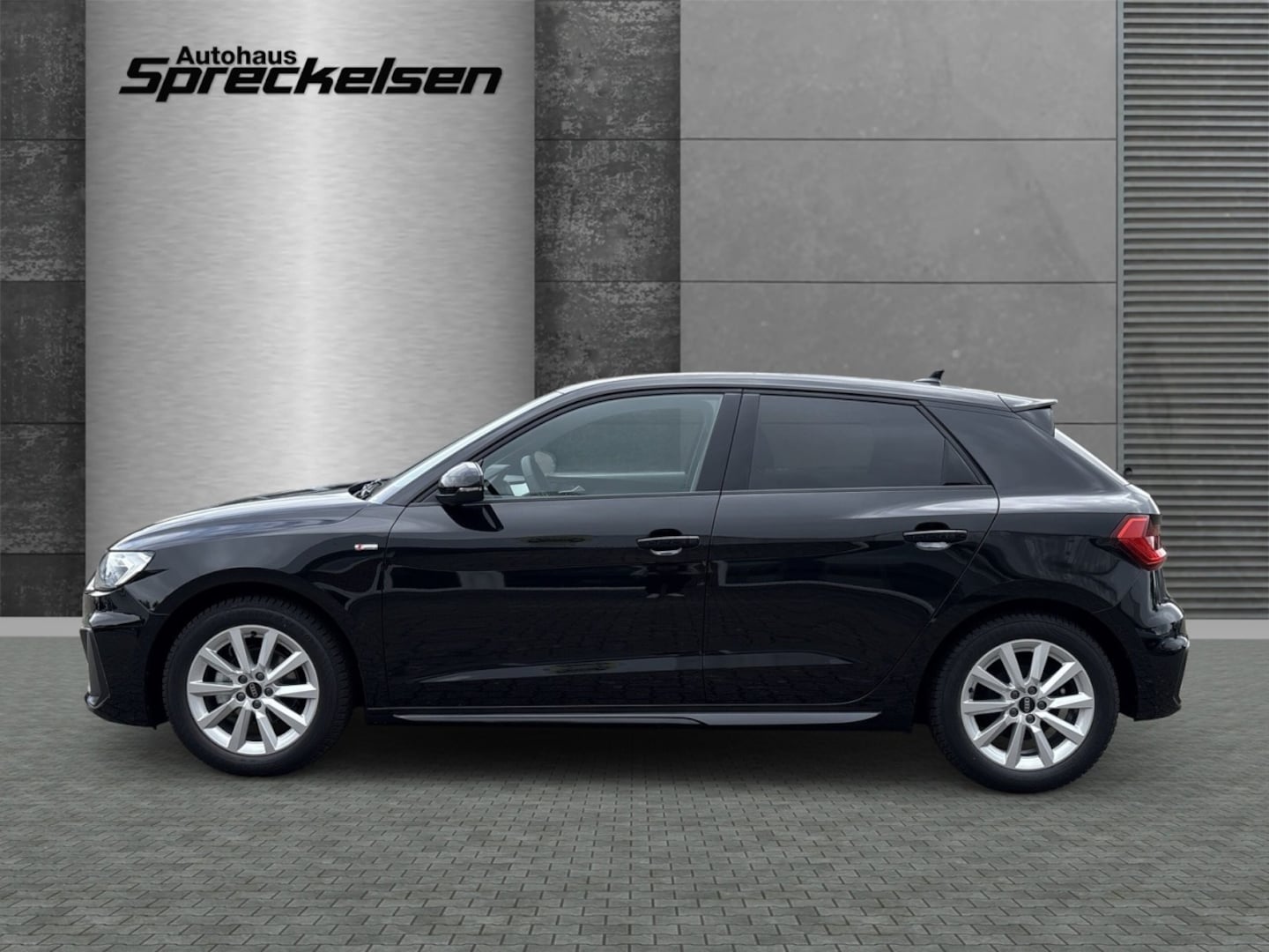 Bild über Audi A1 Sportback S line 25 TFSI S tronic - für weitere Informationen kontaktieren Sie den Audi Partner