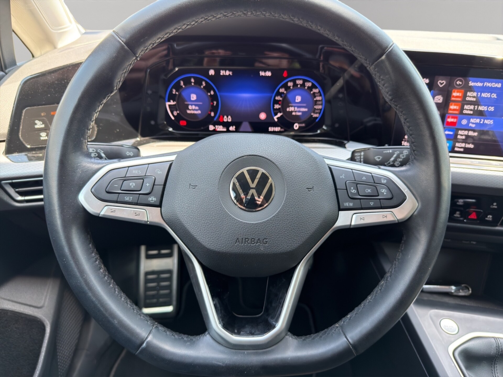 Volkswagen Golf Active
