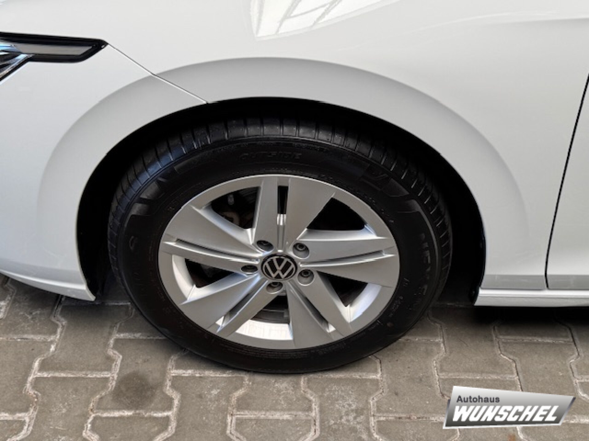 Volkswagen Golf Variant Life