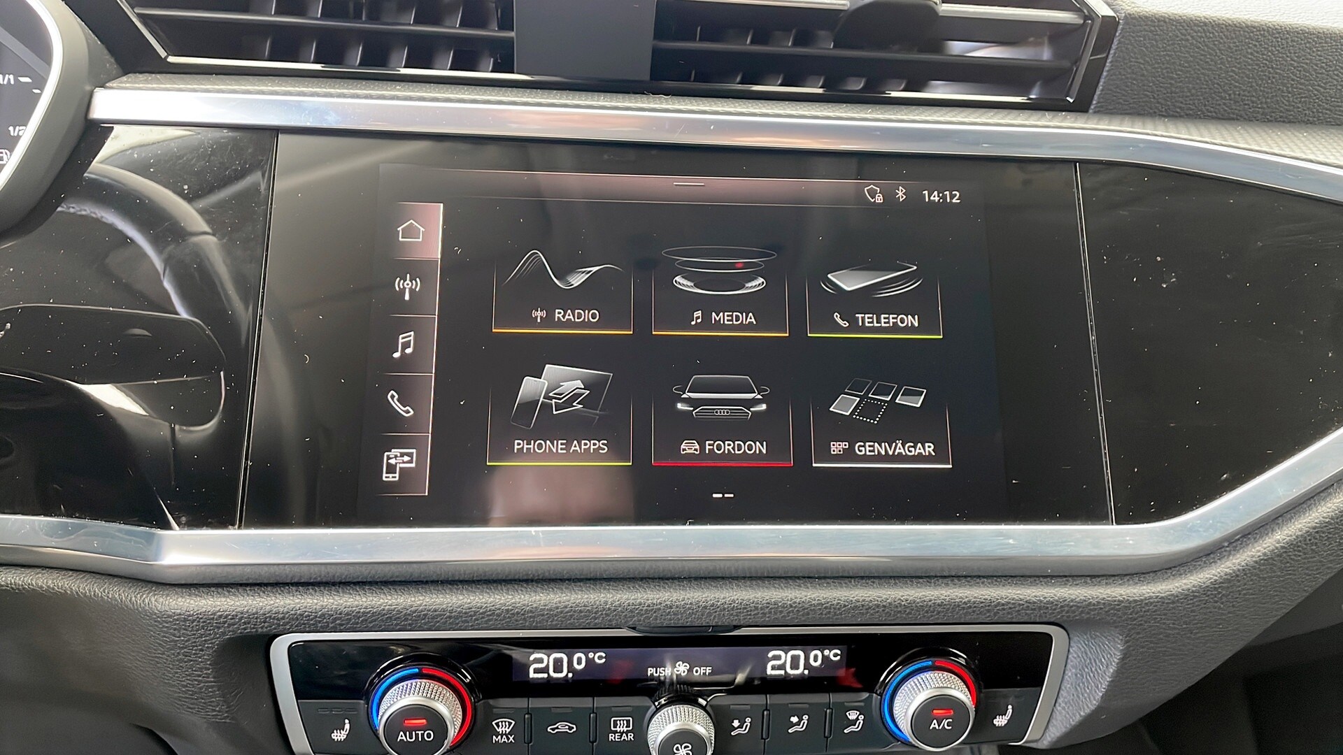 Bild som visar&nbsp;Audi Q3&nbsp;Q3 35 TFSI Proline advanced 150 hk S tronic - för mer information kontakta din Audi Partner