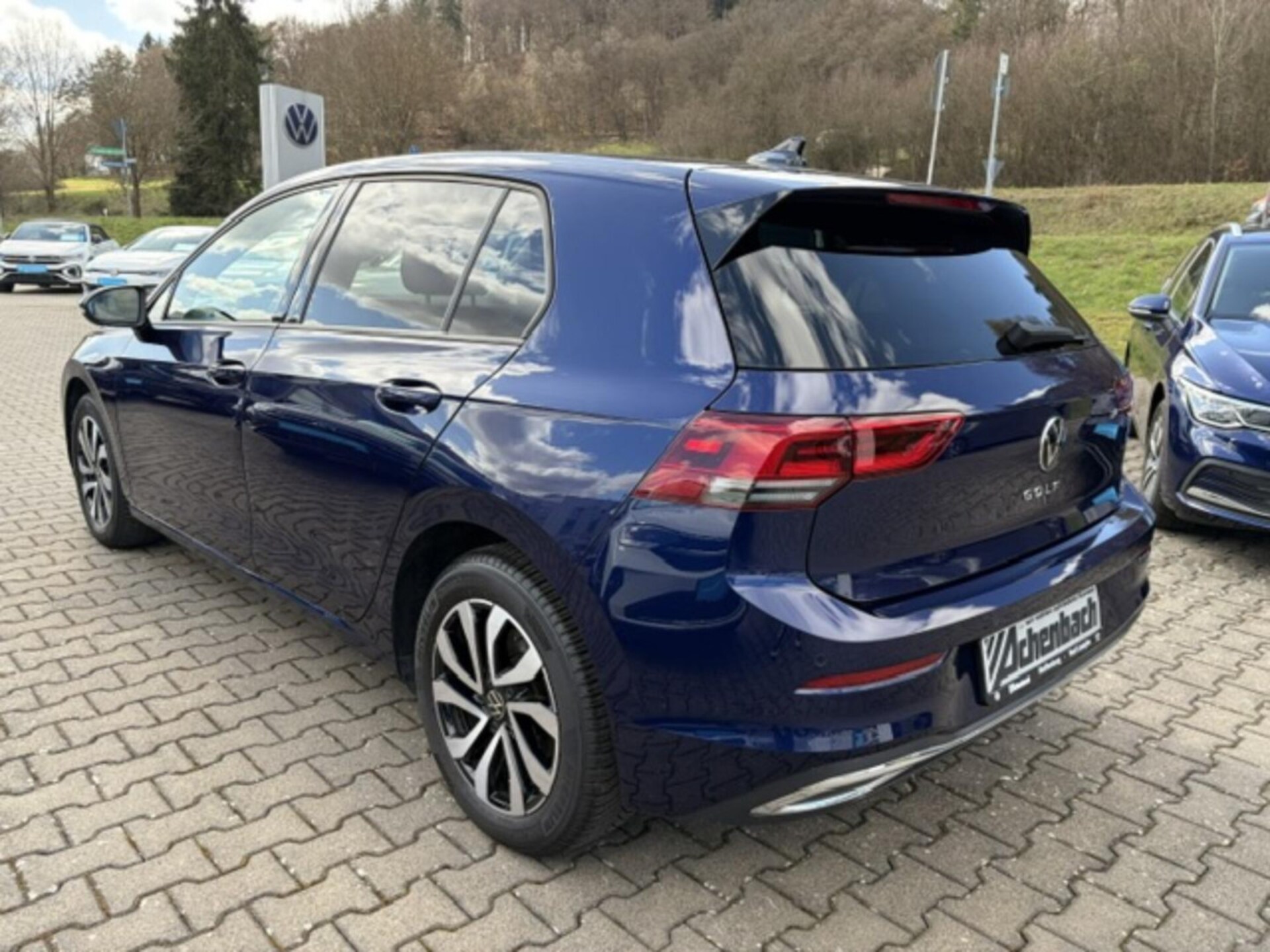 Volkswagen Golf Active
