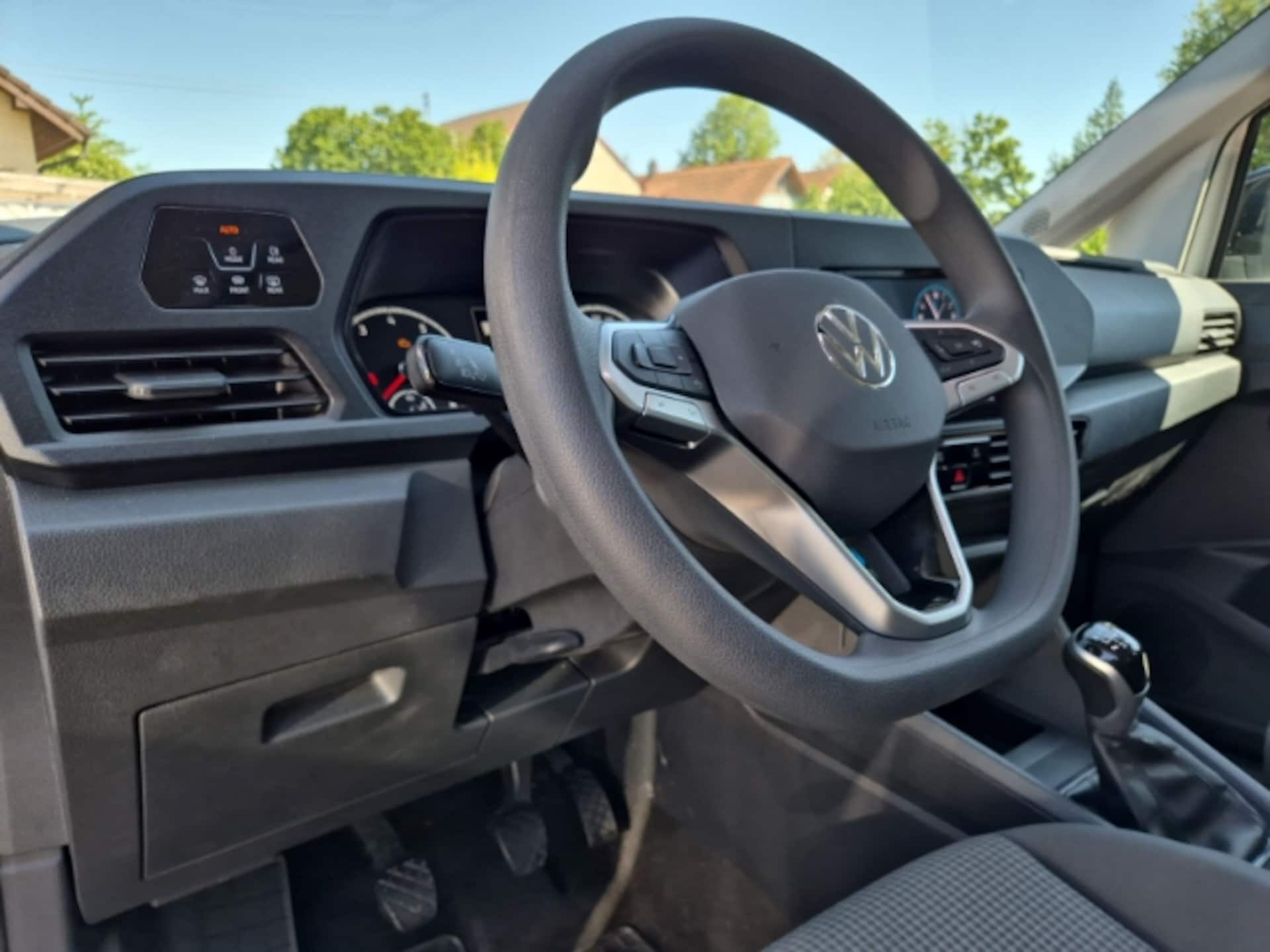 Volkswagen Caddy Basis-Modell