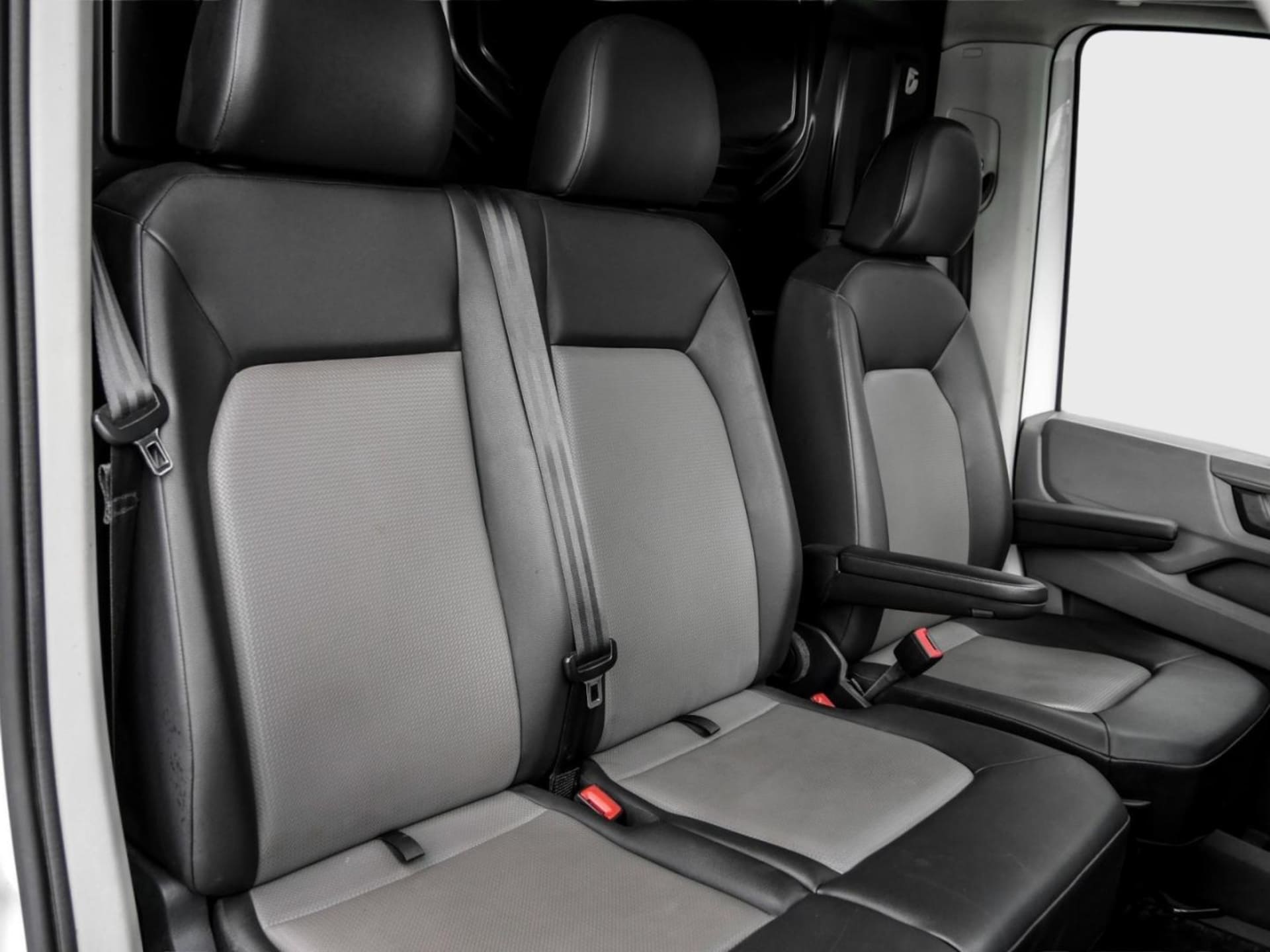 Volkswagen Crafter Kasten langer Radstand