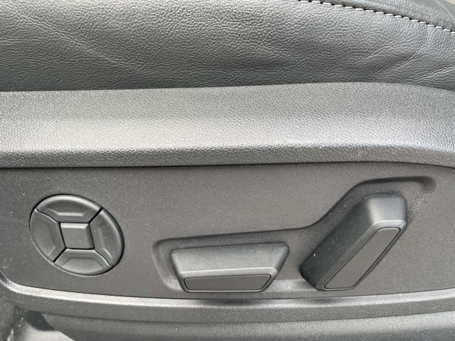 2025 Audi Q5 Premium - Photo 24