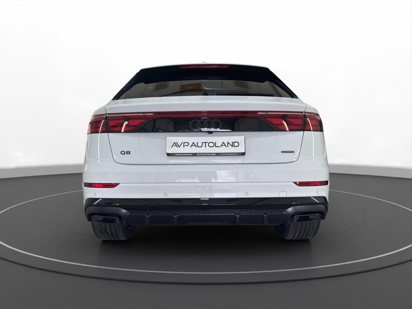 Bild über Audi Q8 SUV TFSI e S line business TFSI e quattro 290 kW tiptronic - für weitere Informationen kontaktieren Sie den Audi Partner