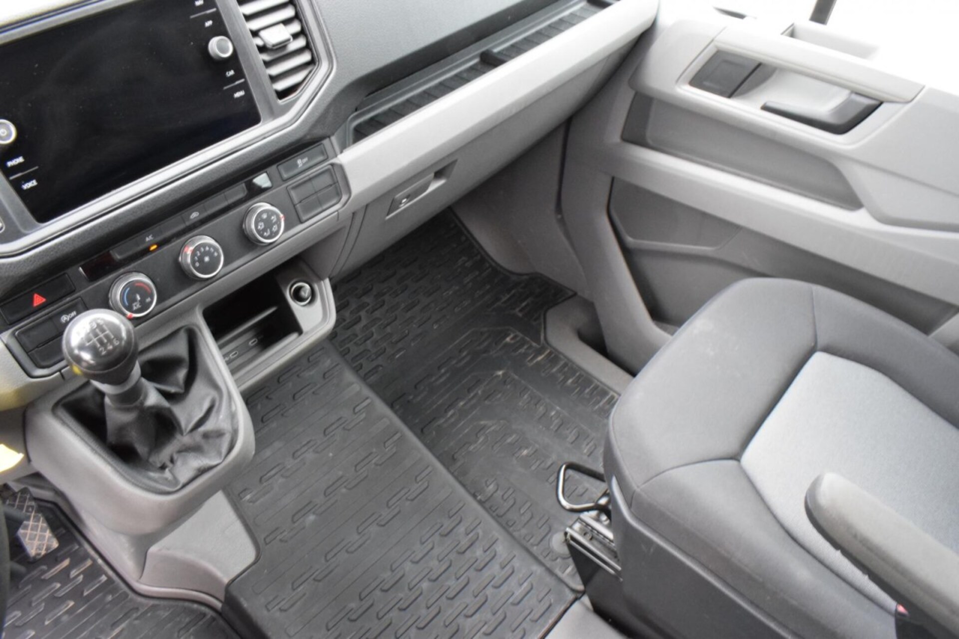 Volkswagen Crafter Doppelkabine mittlerer Radstand