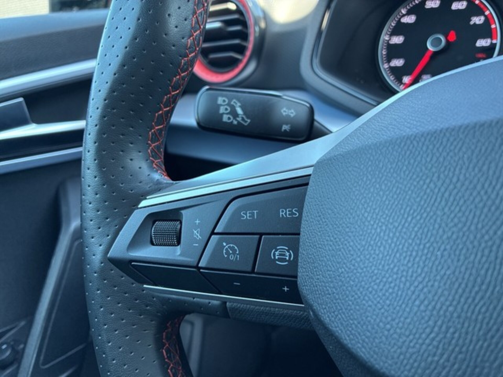 SEAT Arona FR