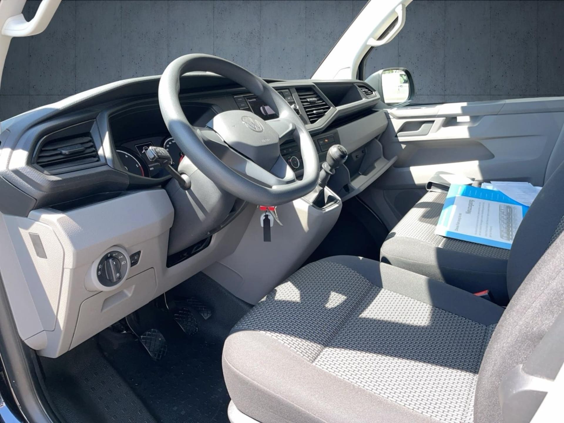 Volkswagen T6.1 Transporter Kasten kurzer Radstand
