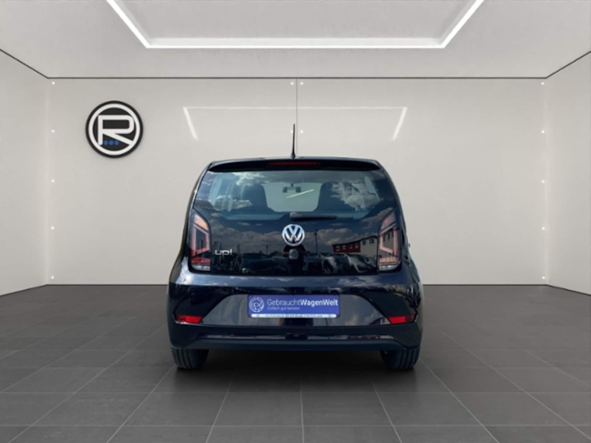 Volkswagen up! move up!