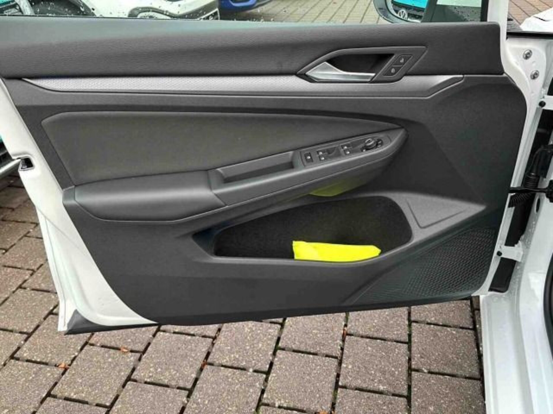 Volkswagen Golf Active