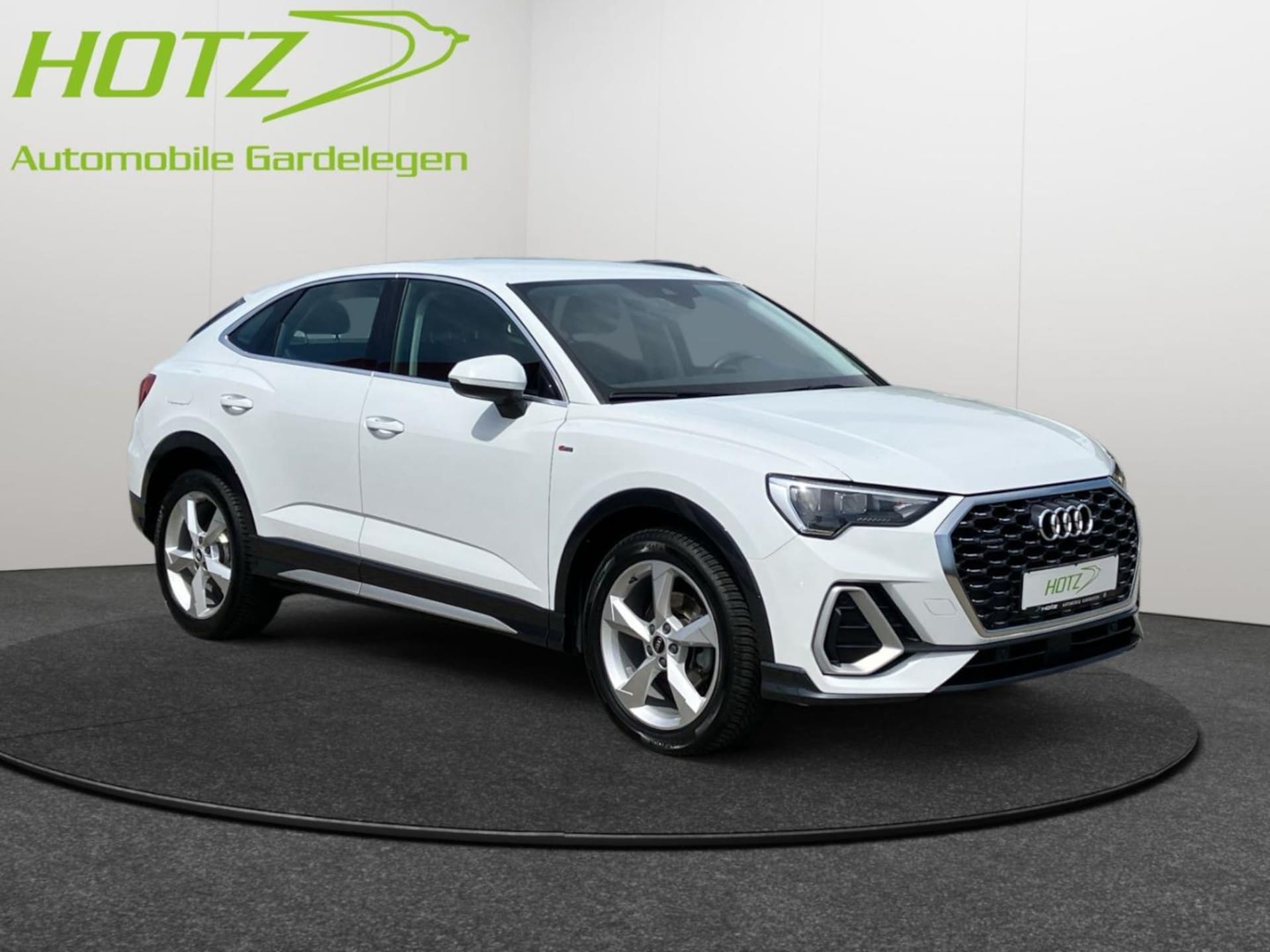 Audi Q3 Sportback S line