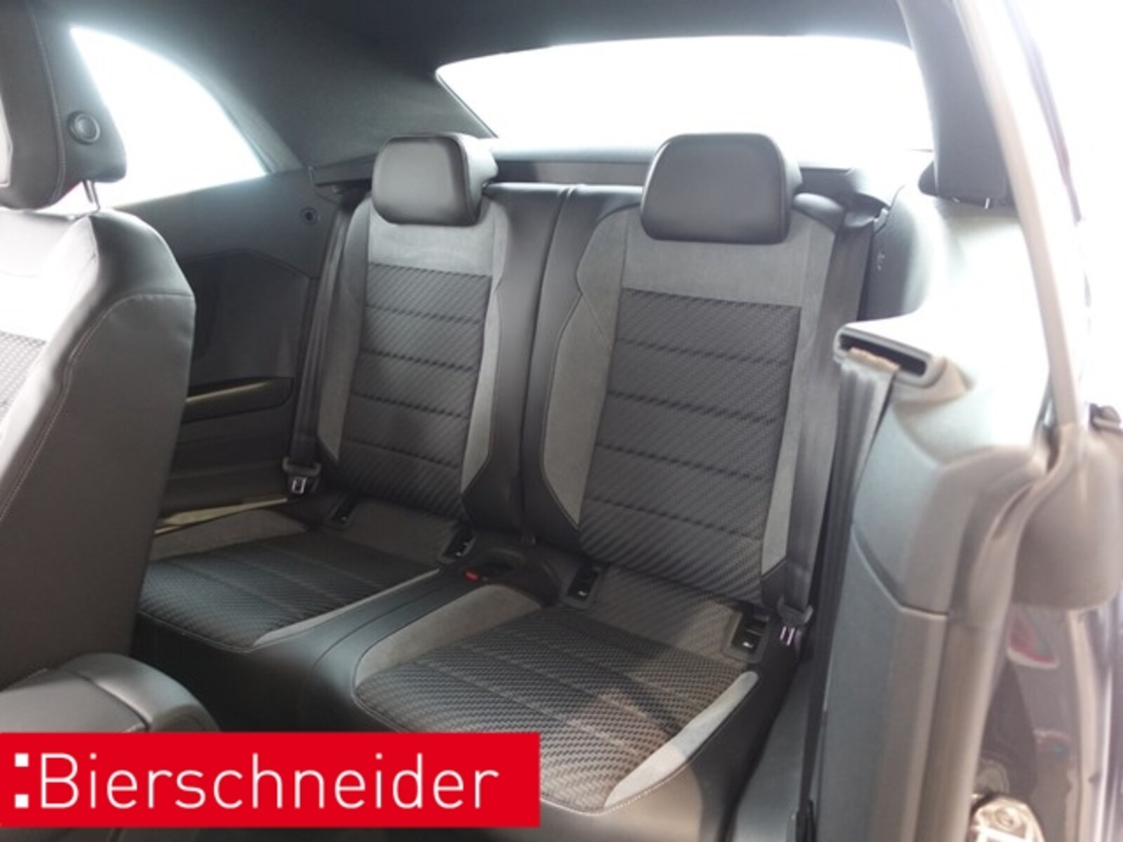 Volkswagen T-Roc Cabriolet – Bild 7