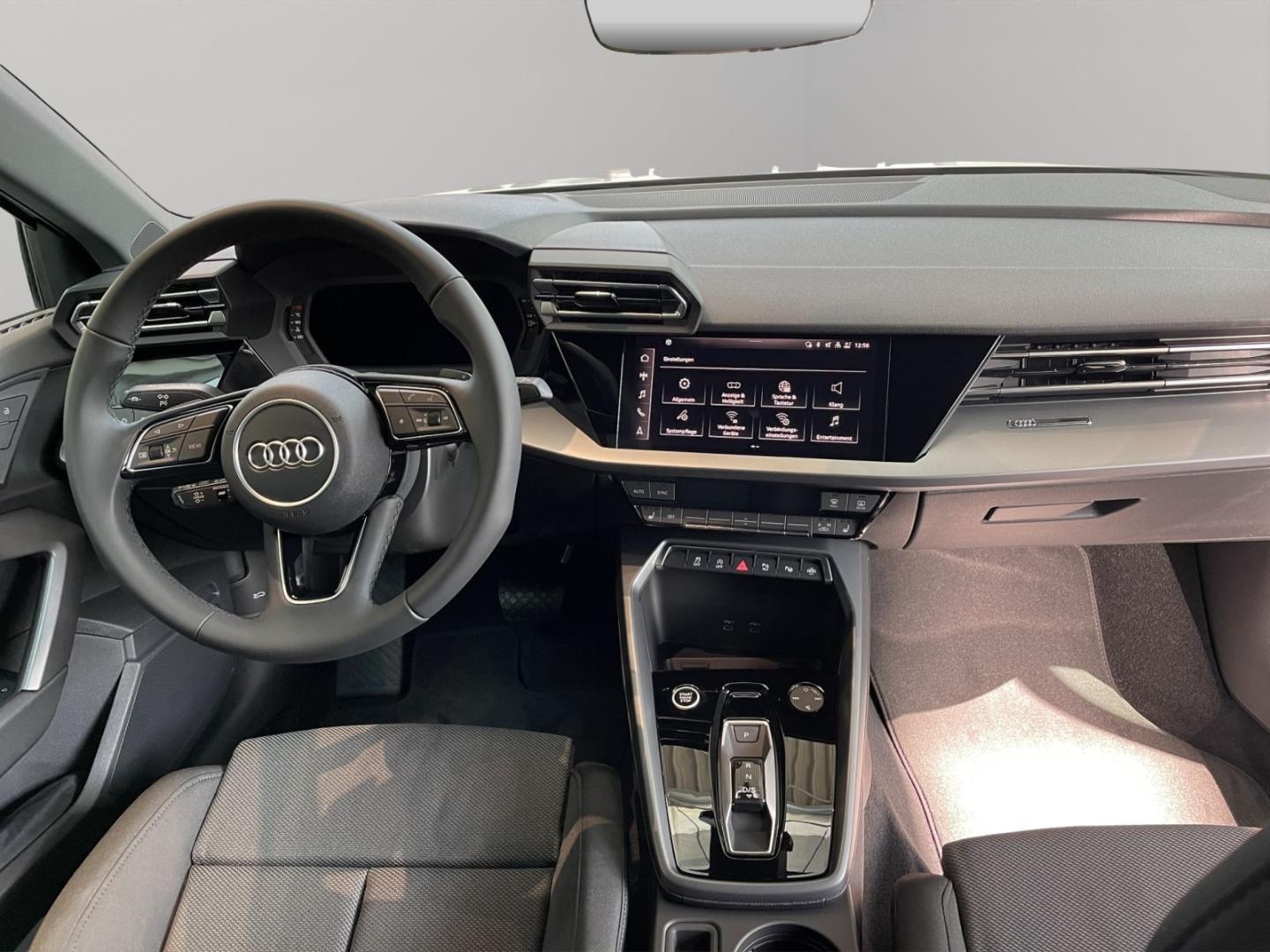Bild über Audi A3 Sportback advanced 30 TFSI S tronic - für weitere Informationen kontaktieren Sie den Audi Partner