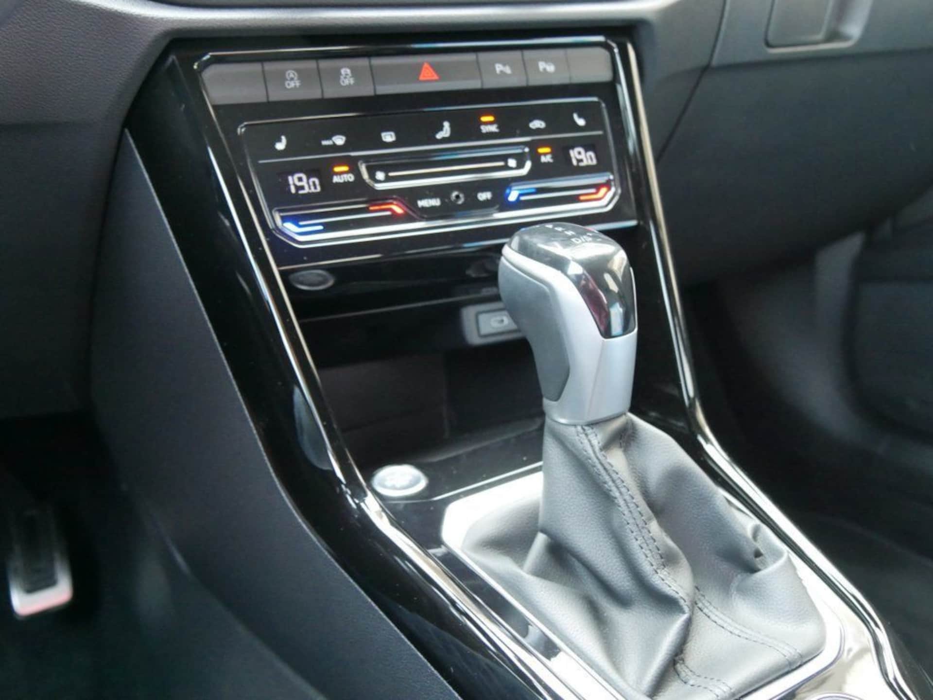 Volkswagen T-Roc R