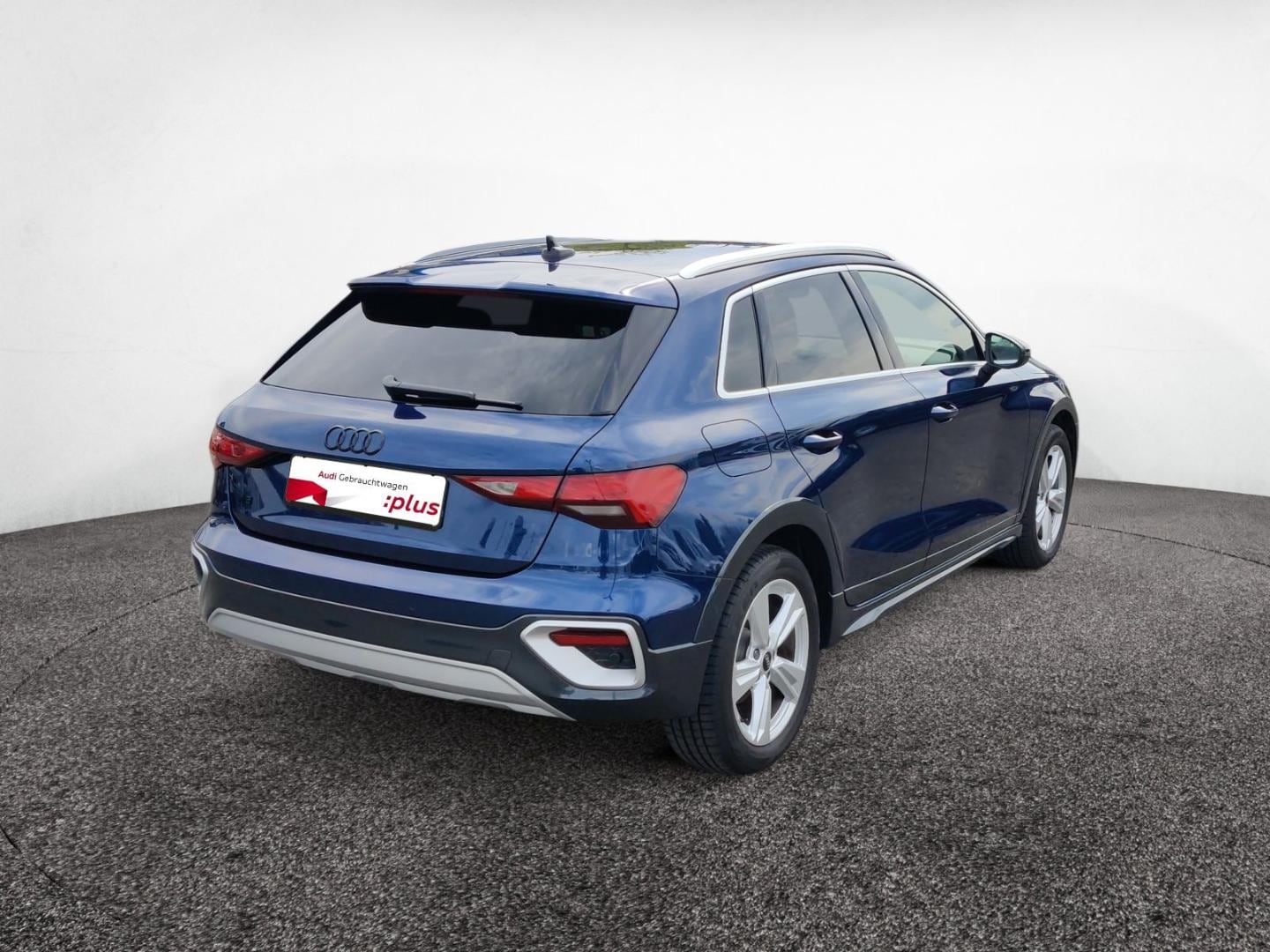 Bild über Audi A3 allstreet 35 TFSI S tronic - für weitere Informationen kontaktieren Sie den Audi Partner