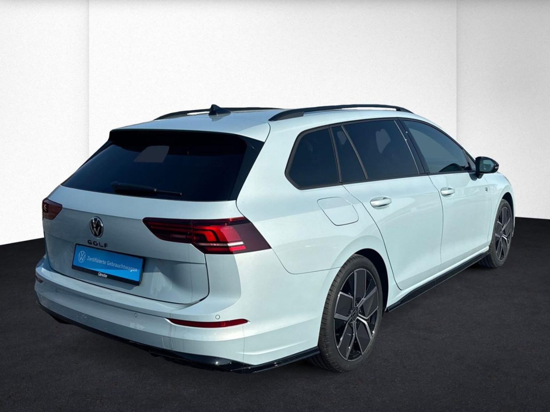 Volkswagen Golf Variant R-Line