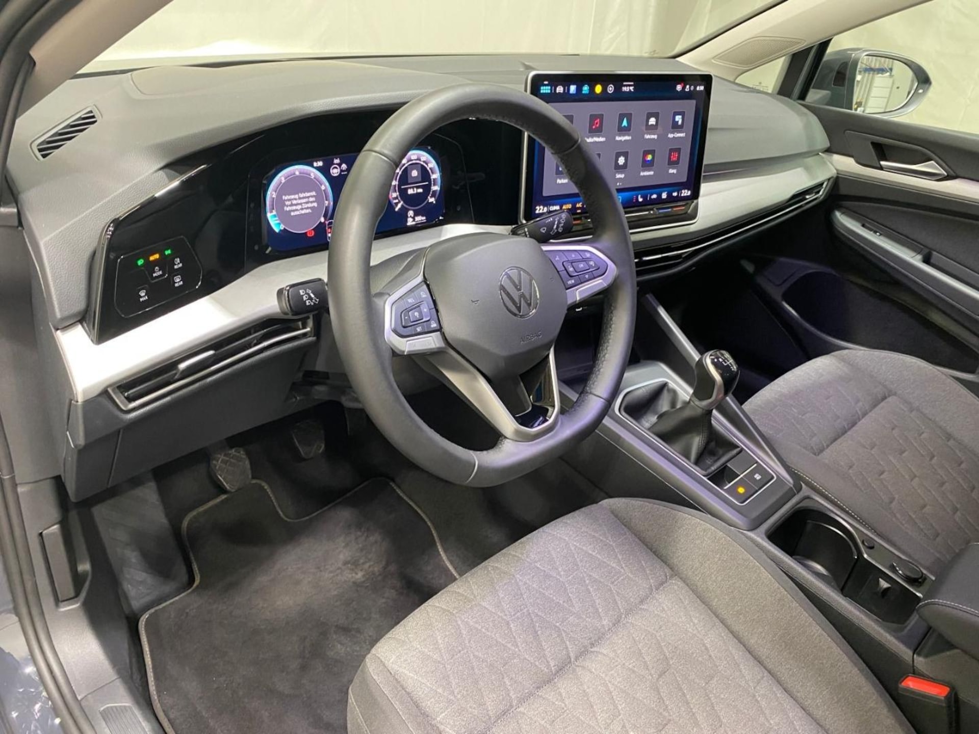 Volkswagen Golf Variant Life