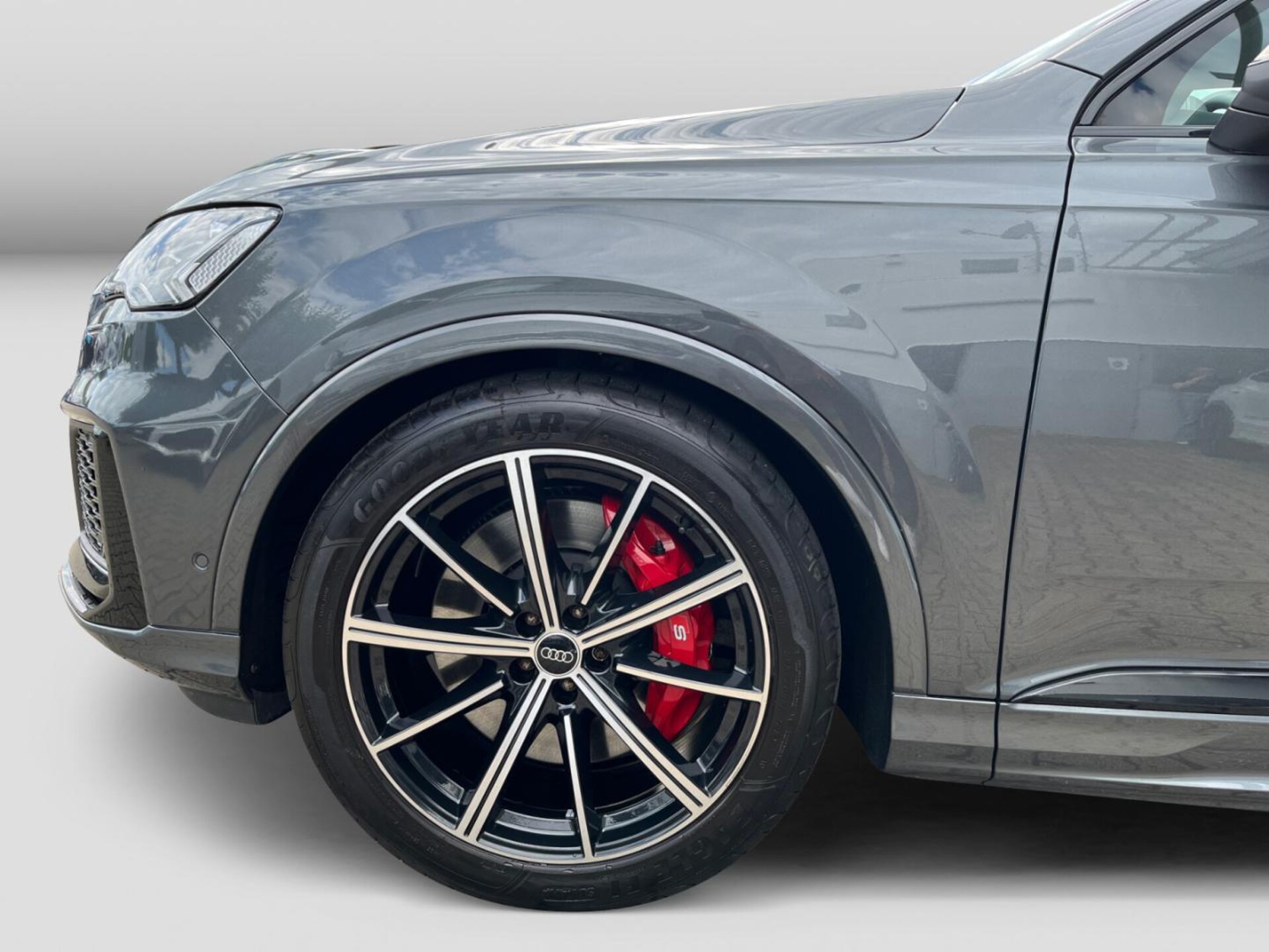 Audi SQ7 SUV