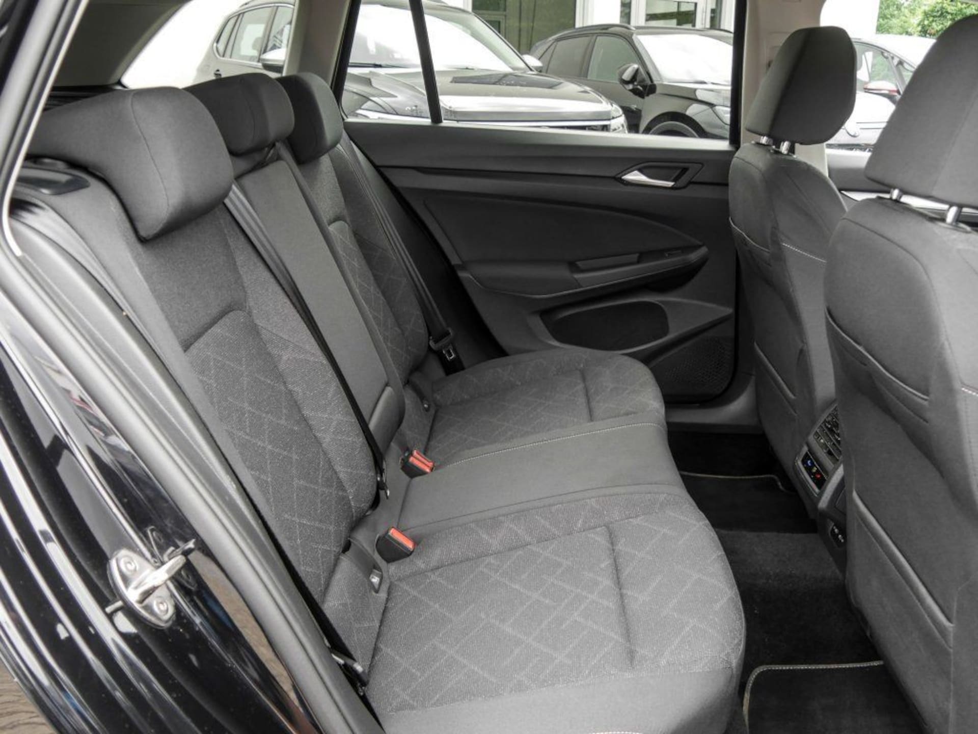 Volkswagen Golf Variant Life