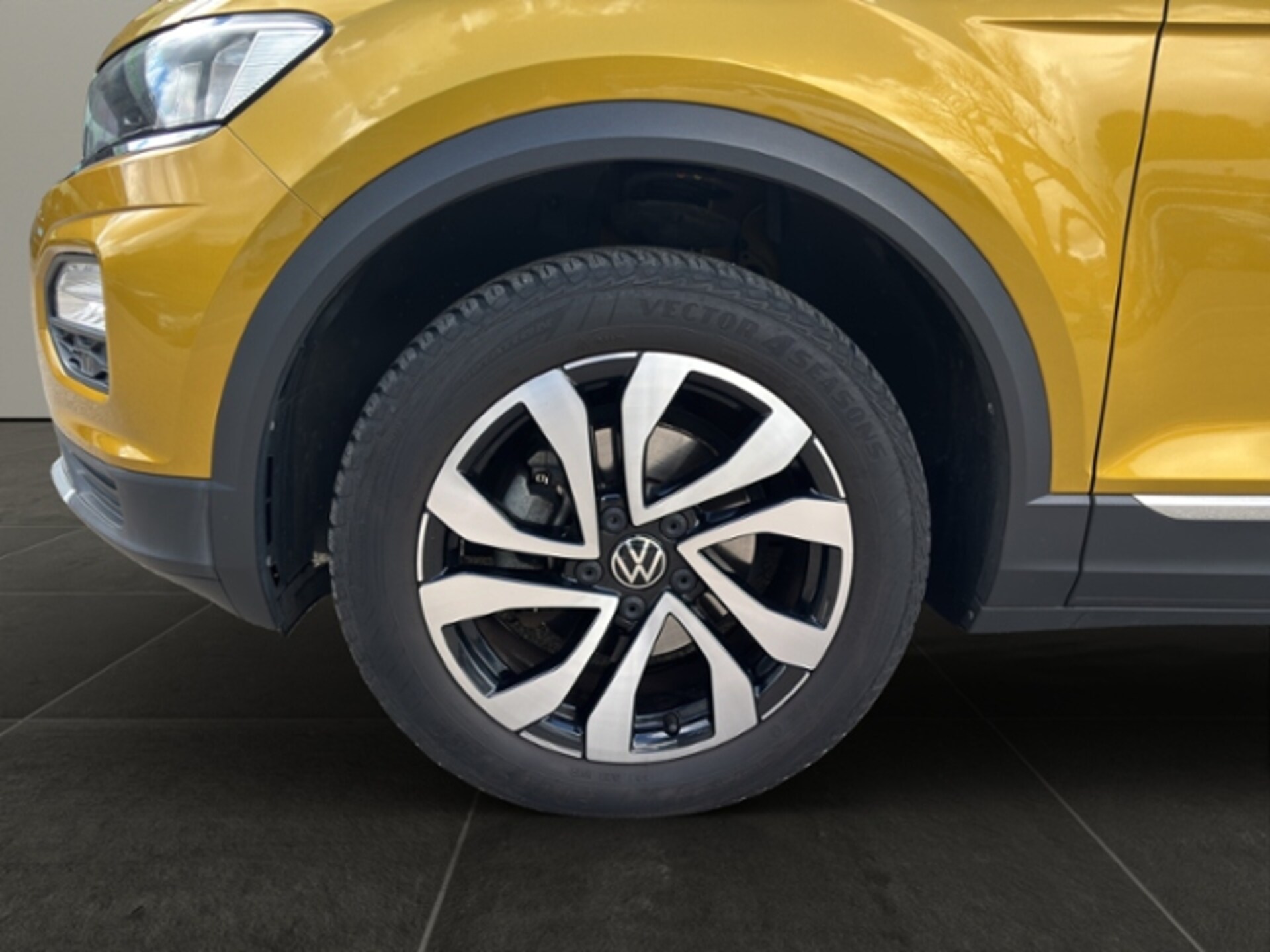 Volkswagen T-Roc Active