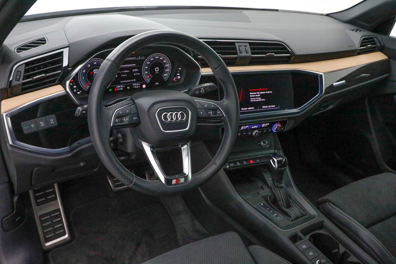 Audi Q3 – Bild 11