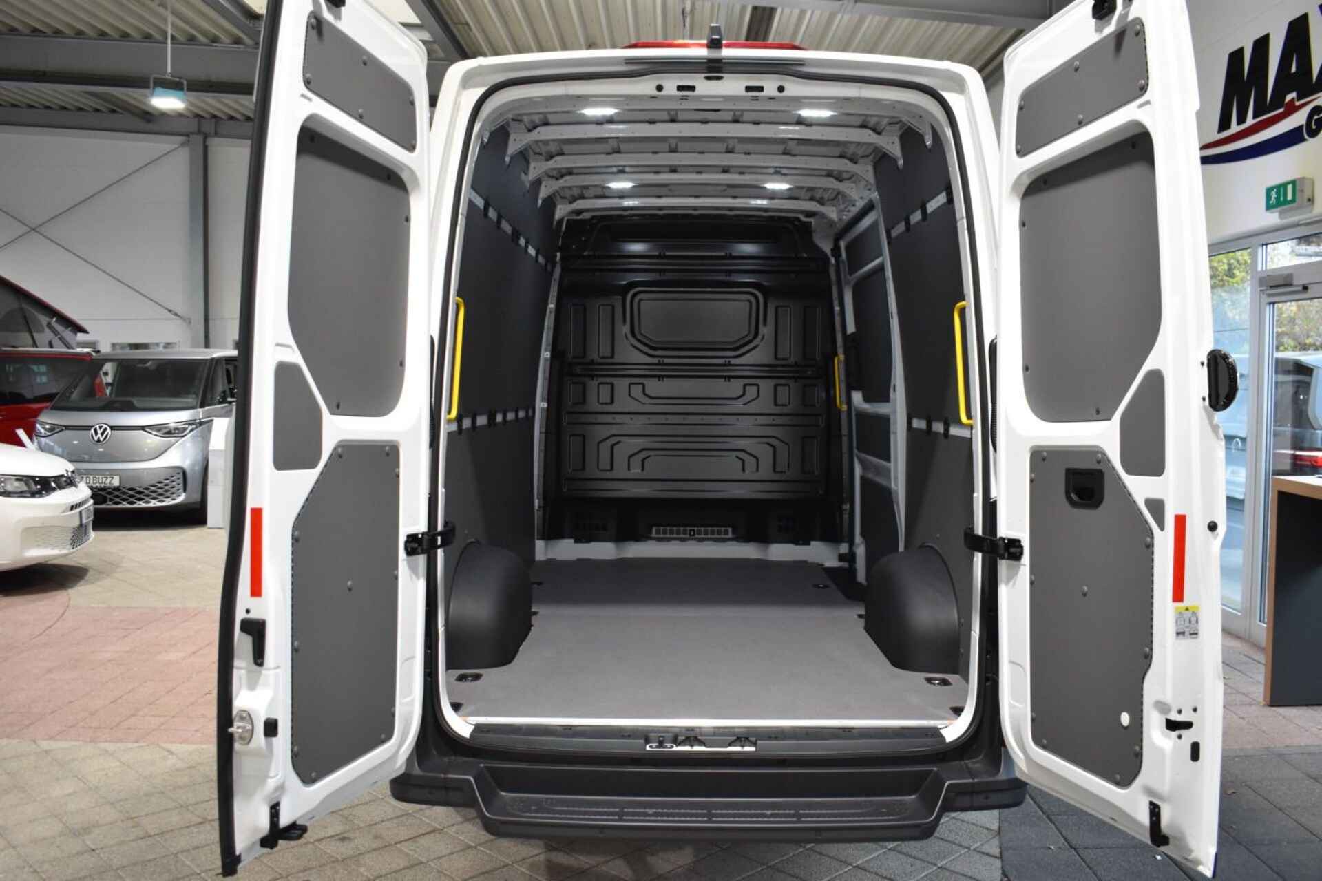 Volkswagen Crafter Kasten mittlerer Radstand