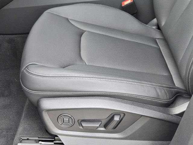 2026 Audi Q8 Premium Plus - Photo 16