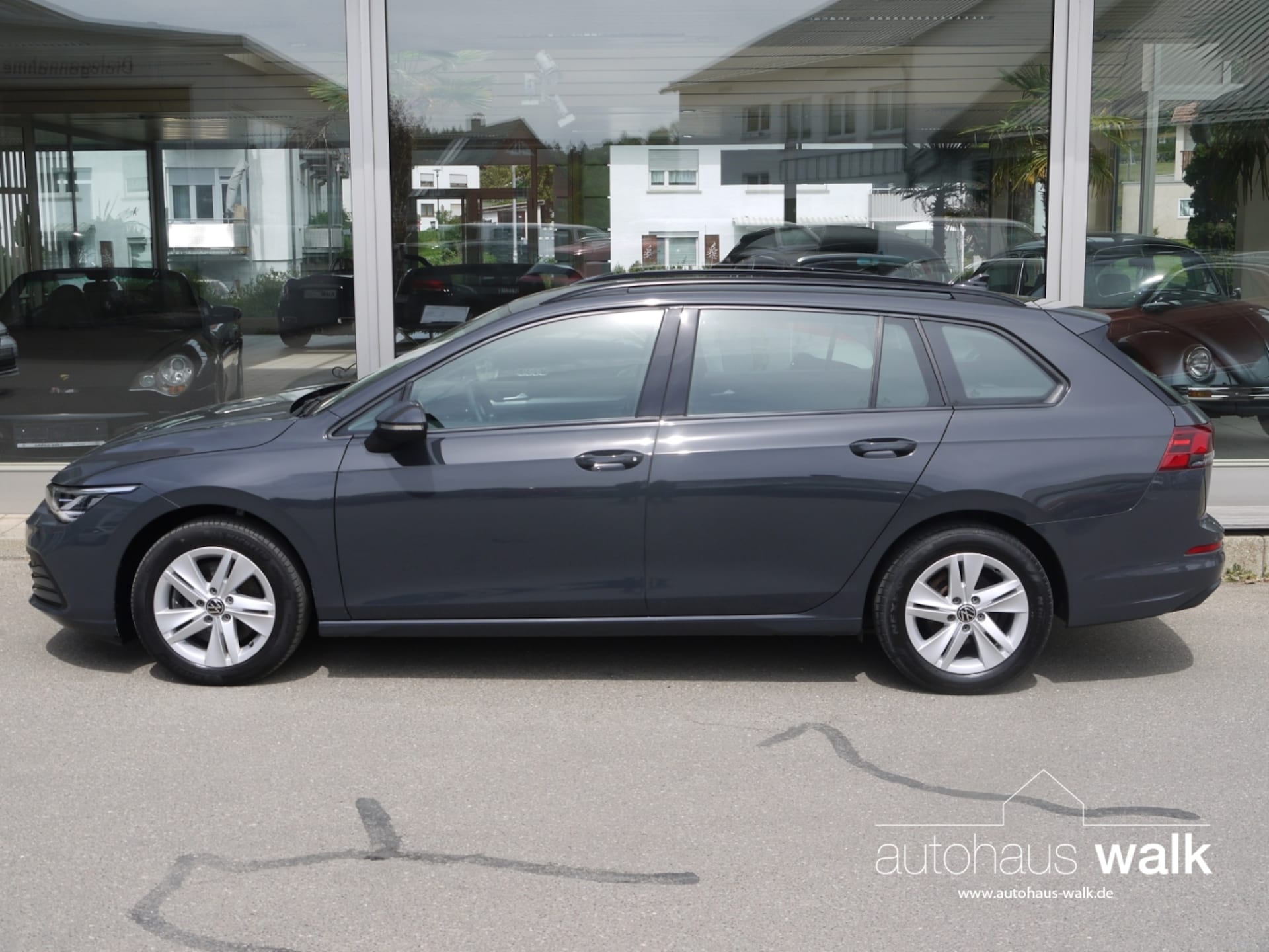 Volkswagen Golf Variant Life