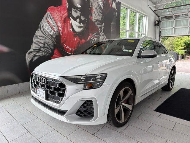 Photo of 2024 Audi SQ8