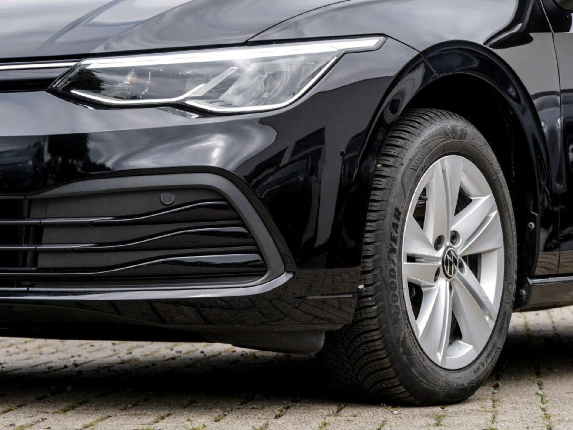 Volkswagen Golf Variant Life