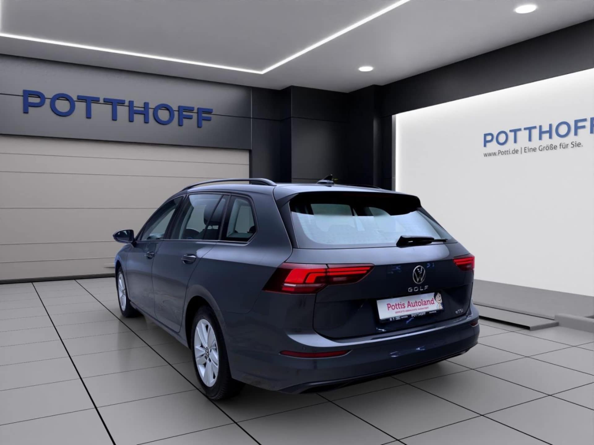 Volkswagen Golf Variant Life