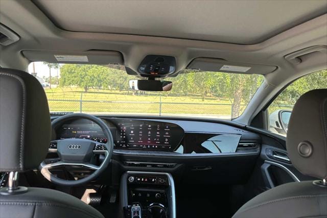 2025 Audi Q5 Premium - Photo 18