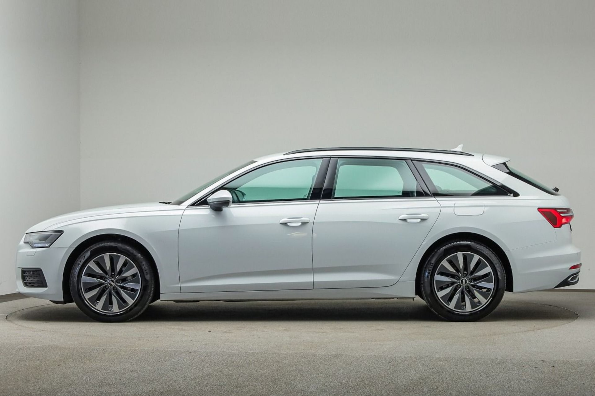 Audi A6 Avant TFSI e