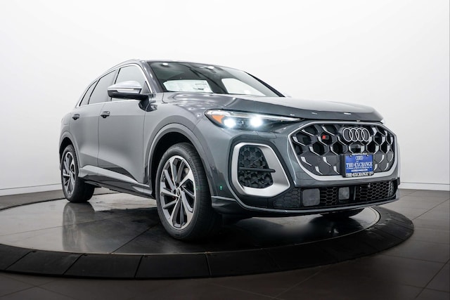 2026 Audi SQ5 Premium Plus