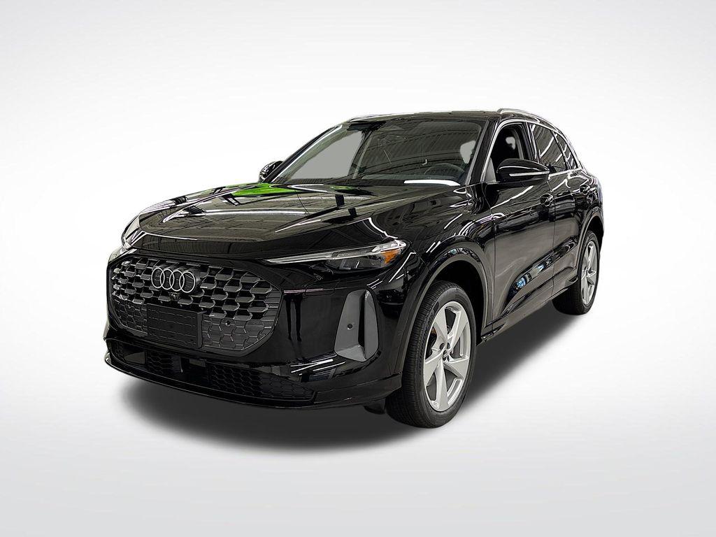2026 Audi Q5 Premium Plus quattro's photo